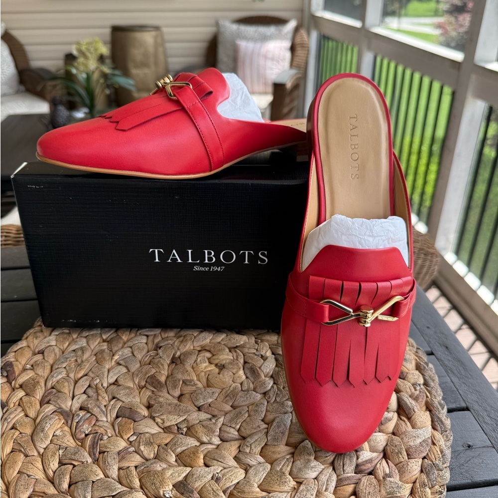 Talbots Red Mules with Gold Accent,sz 10.5